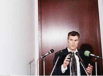 重生：《Apex英雄》10.1更新移除高级操作Tap-Strafing